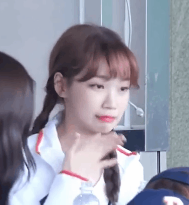 사진 정리하며 아이즈원 김채원 움짤 | 인스티즈