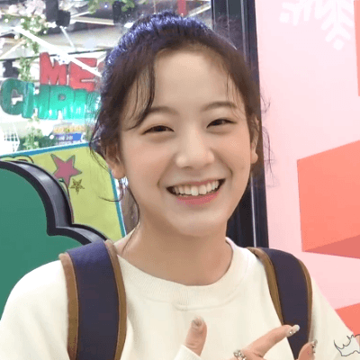 규리생일 컵홀더 포카를 받구와서 프로미스나인 규리 | 인스티즈