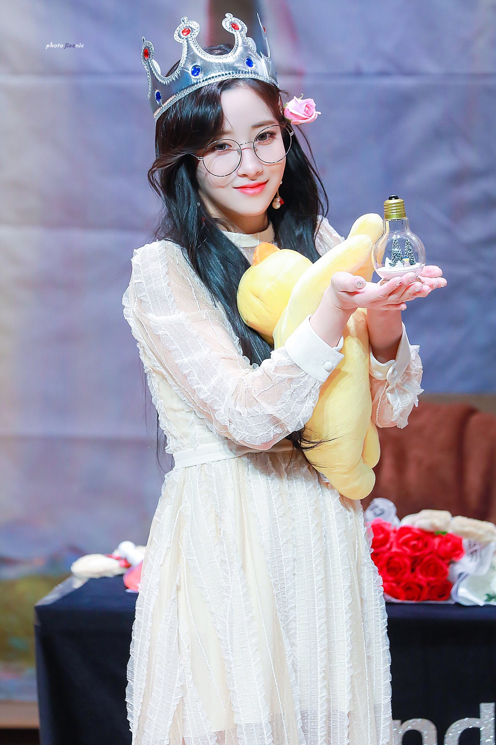 [러블리즈] 날씨 때문에 무한 대기 중이라서 지애 | 인스티즈