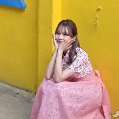 프로미스나인 걸어서 전주속으로.gif | 인스티즈