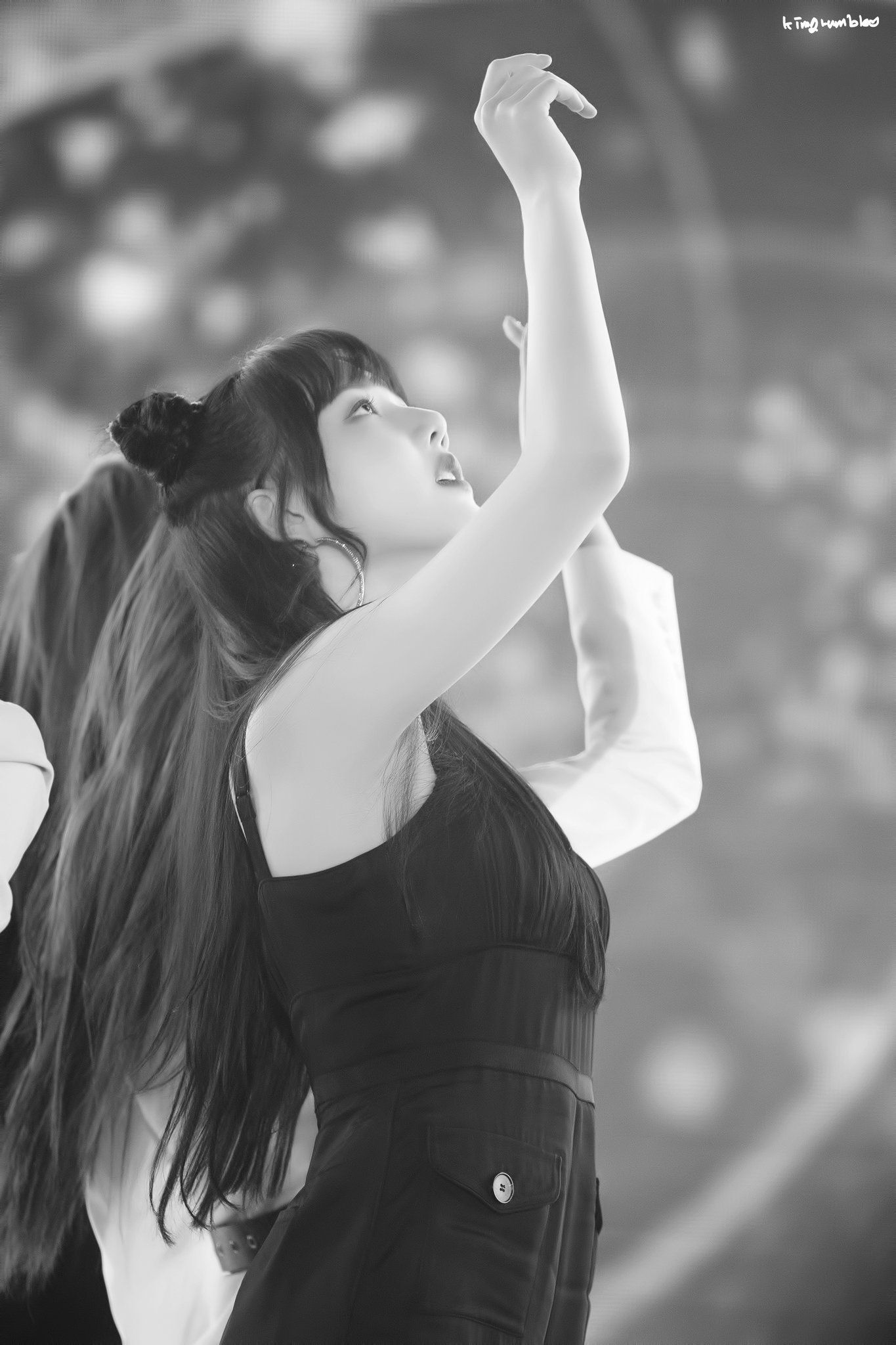 가만보니 은근히 미인인거 같은 여자친구 예린이.jpgif | 인스티즈