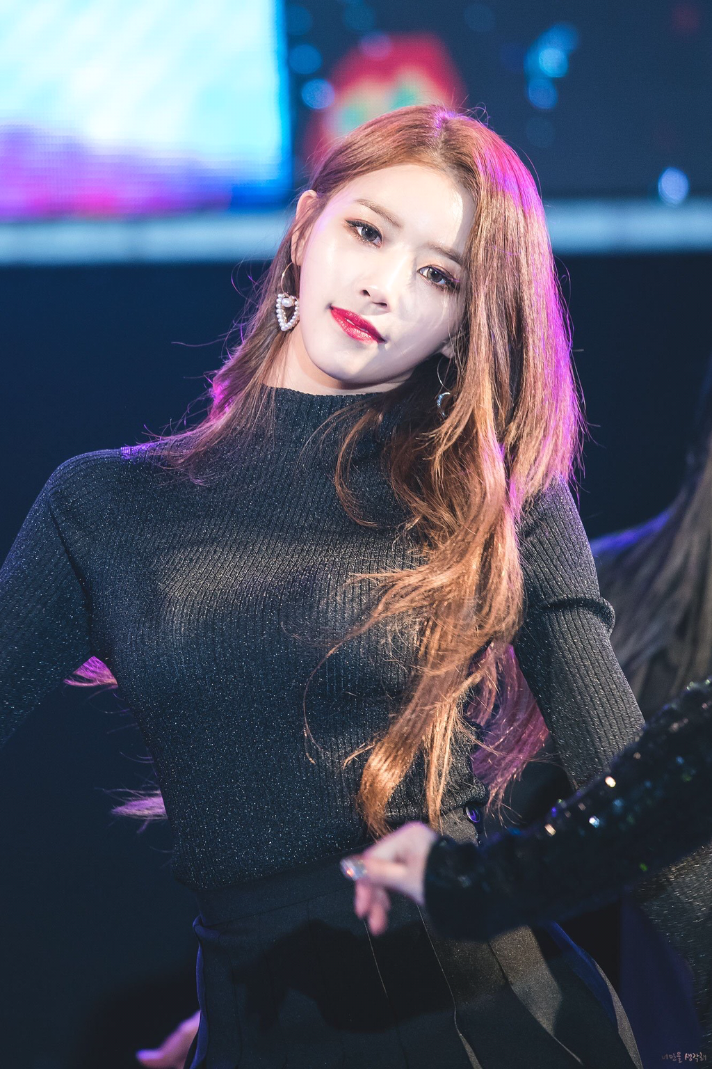 [러블리즈] 일 할 시간이라서 미주 | 인스티즈