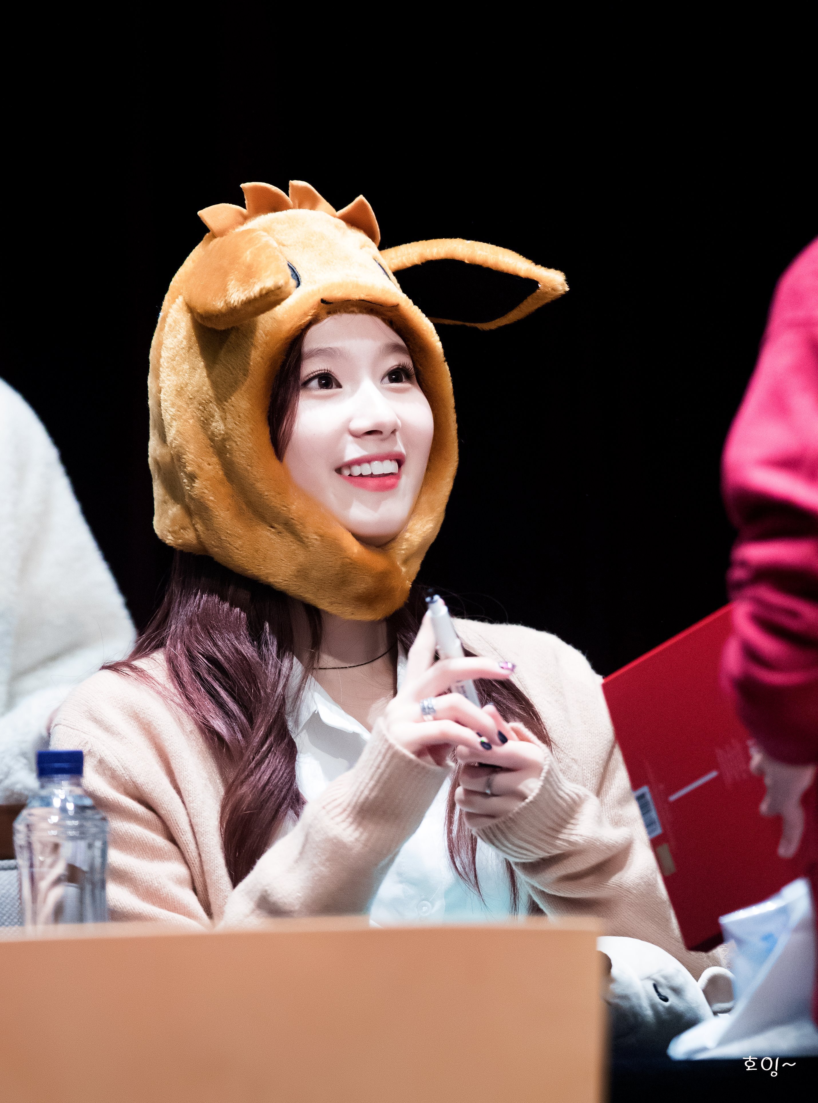 잔망스러운 트와이스 사나.jpgif | 인스티즈