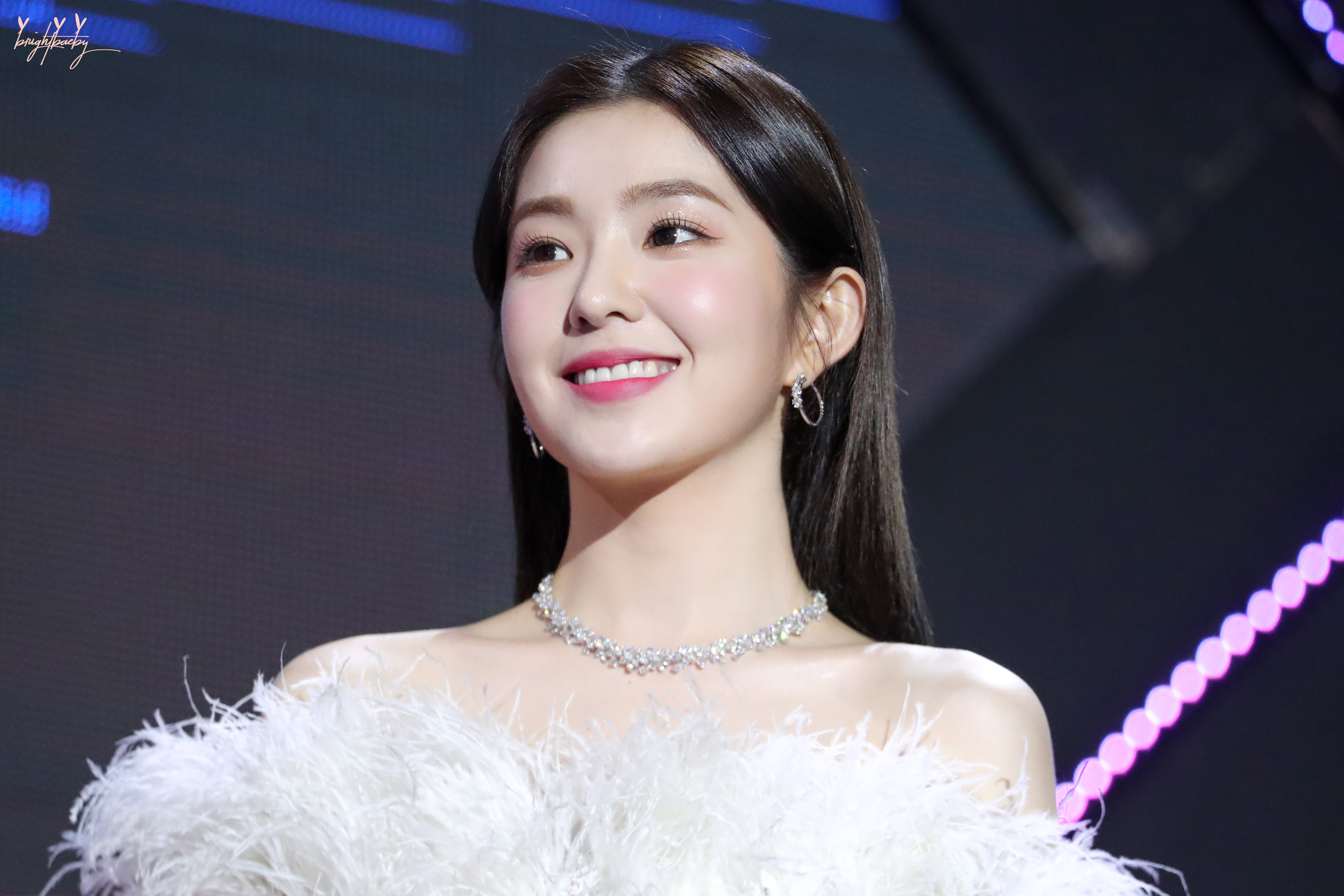 서른살치고 굉장히 이쁜 아이린.jpg | 인스티즈