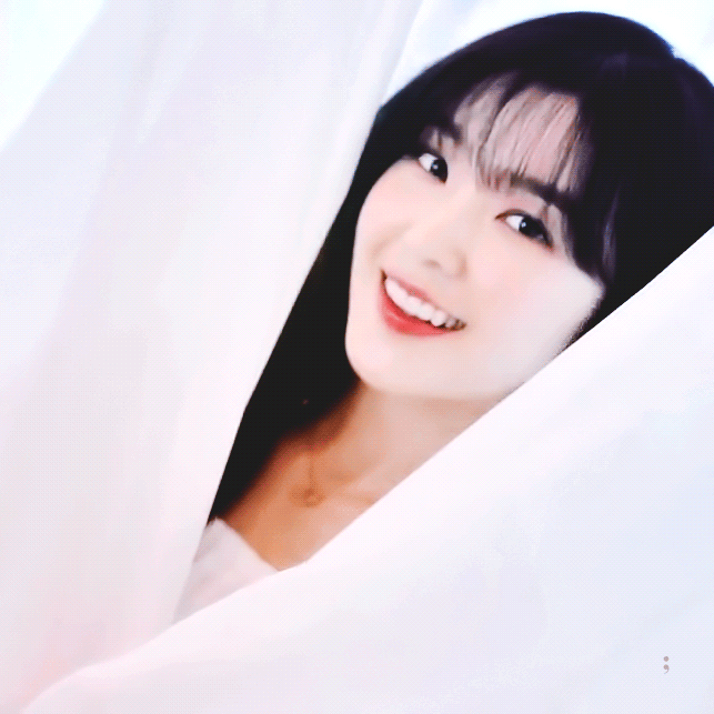 레드벨벳 아이린 다미아니 새광고 속 얼굴 어택 | 인스티즈