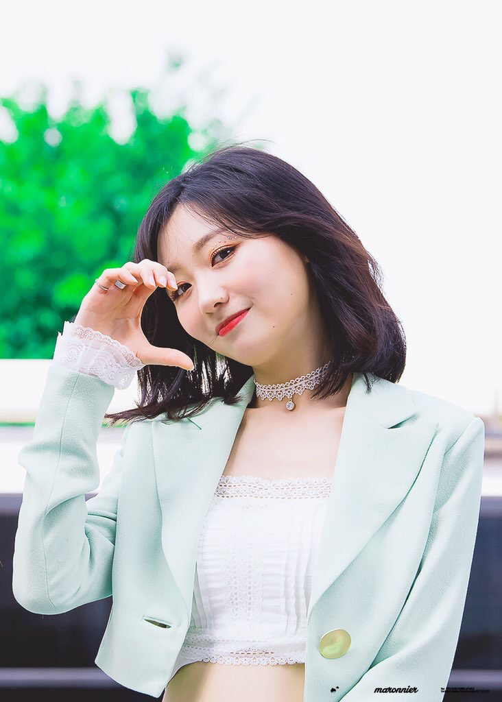 [러블리즈] 알라딘을 보고와서 수정이 | 인스티즈