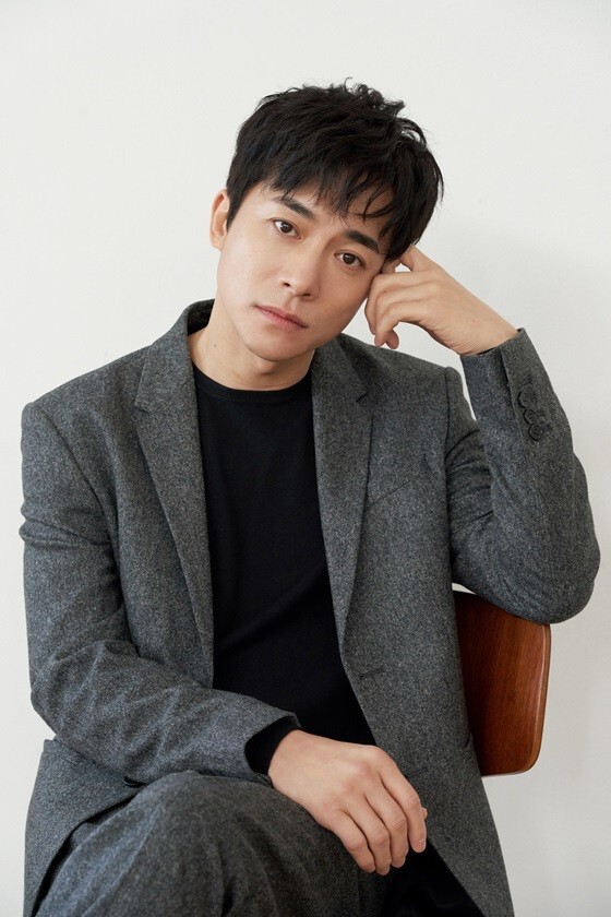 사랑의 불시착 나이차이 레전드 | 인스티즈