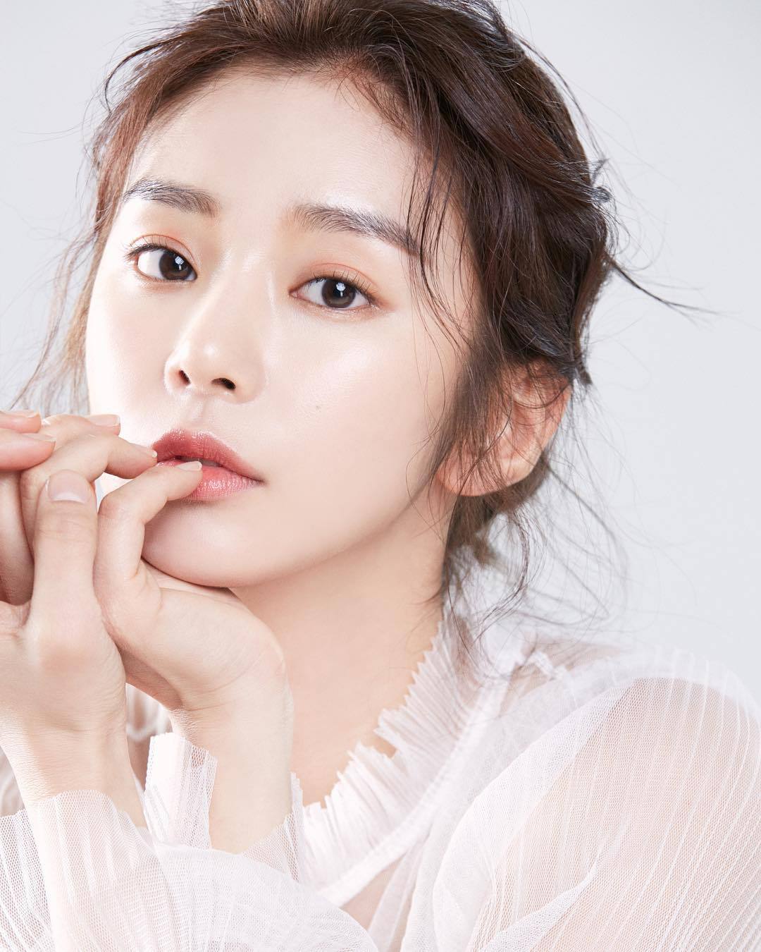 배우 이주빈 프로필 사진.jpg | 인스티즈