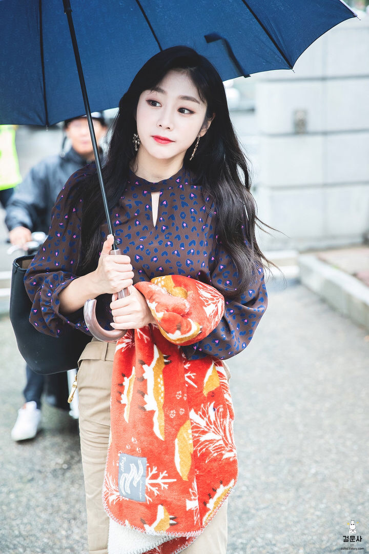 [러블리즈] 앨범이 도착해서 지수 | 인스티즈