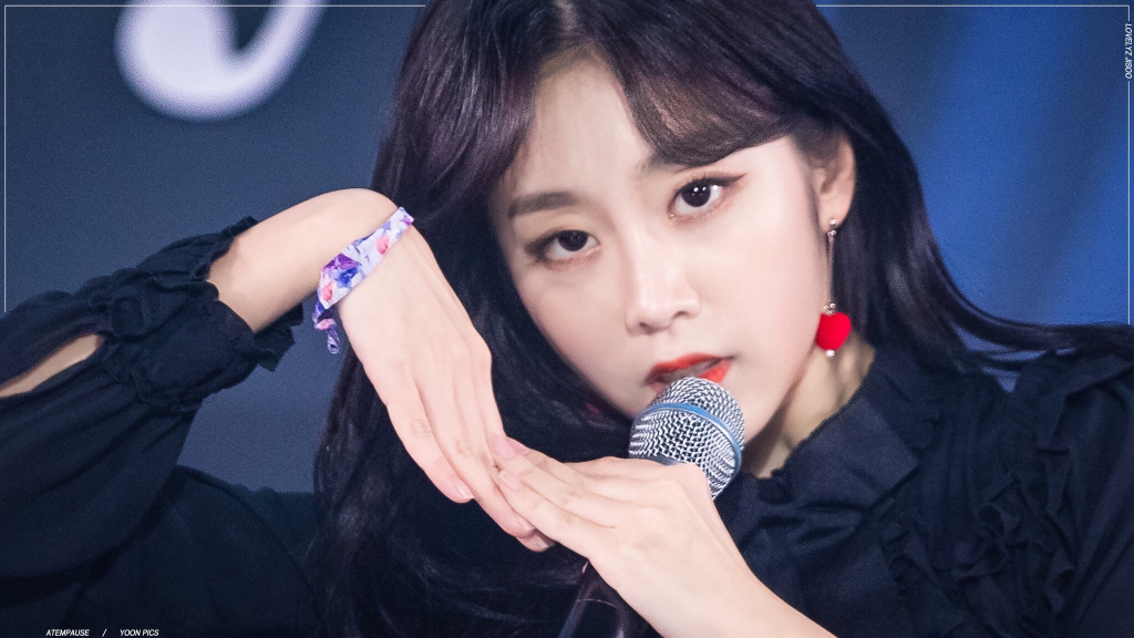 [러블리즈] 앨범이 도착해서 지수 | 인스티즈