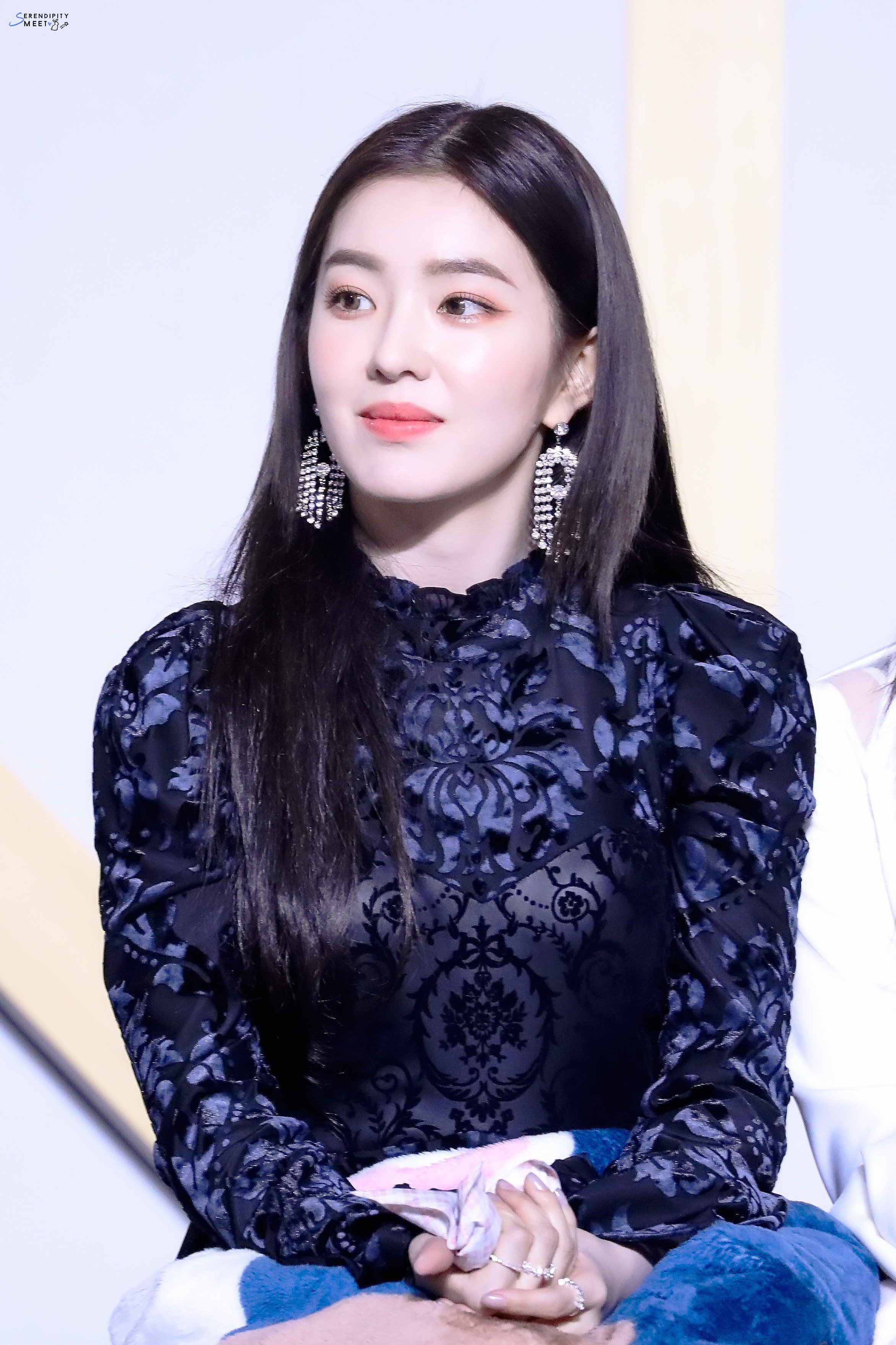 지난 이틀간 레드벨벳 아이린의 미모.jpgif | 인스티즈