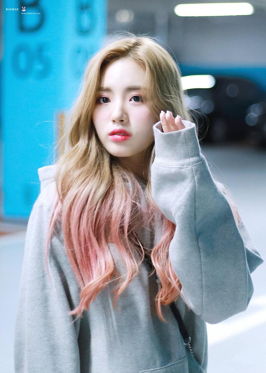 데뷔 300일기념 프로미스나인 박지원 | 인스티즈