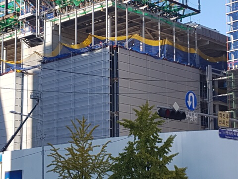 많은 서울사람들이 궁금해하는 건물 | 인스티즈