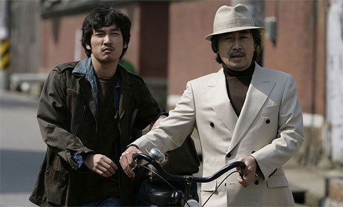 영화 타짜1에서 가장 돋보이는 연기를 보여줬다고 생각하는 배우