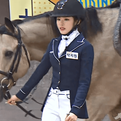 2019 추석 아육대 초대 승마 금메달리스트 프로미스나인 박지원.GIF | 인스티즈