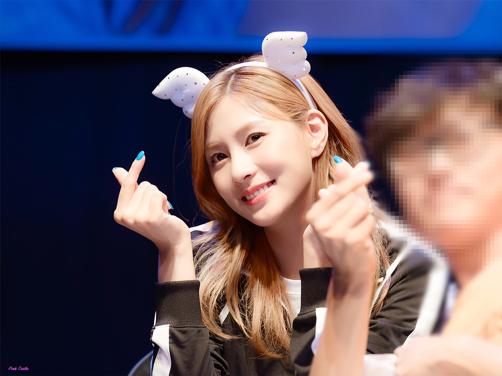 [에이핑크] 넷플릭스 멤버십 해지하고와서 하영이 | 인스티즈