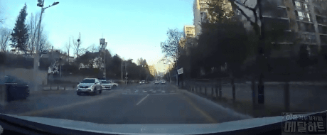 이 남자 걷는 폼이 심상치않다.gif | 인스티즈