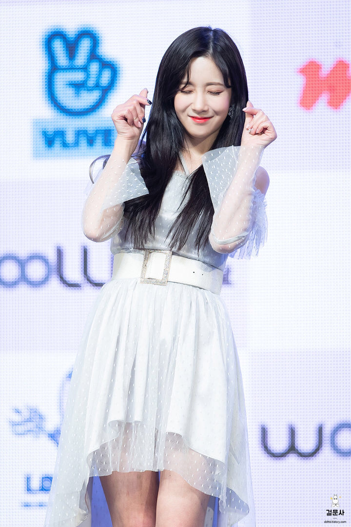 [러블리즈] 당 떨어지는 기분이라서 지애 | 인스티즈