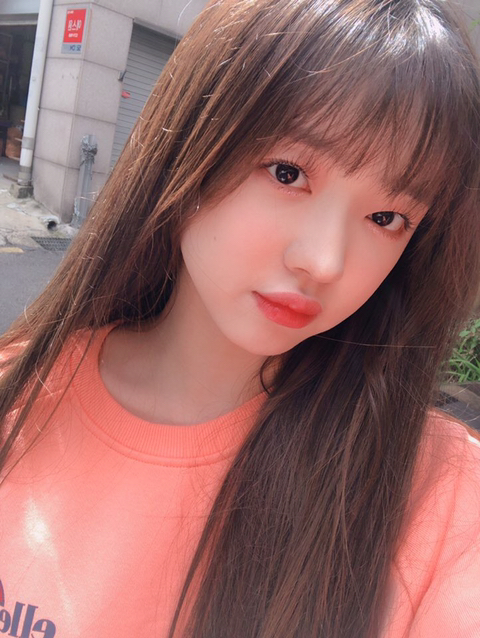 오늘자 생일인 오마이걸 유아 | 인스티즈