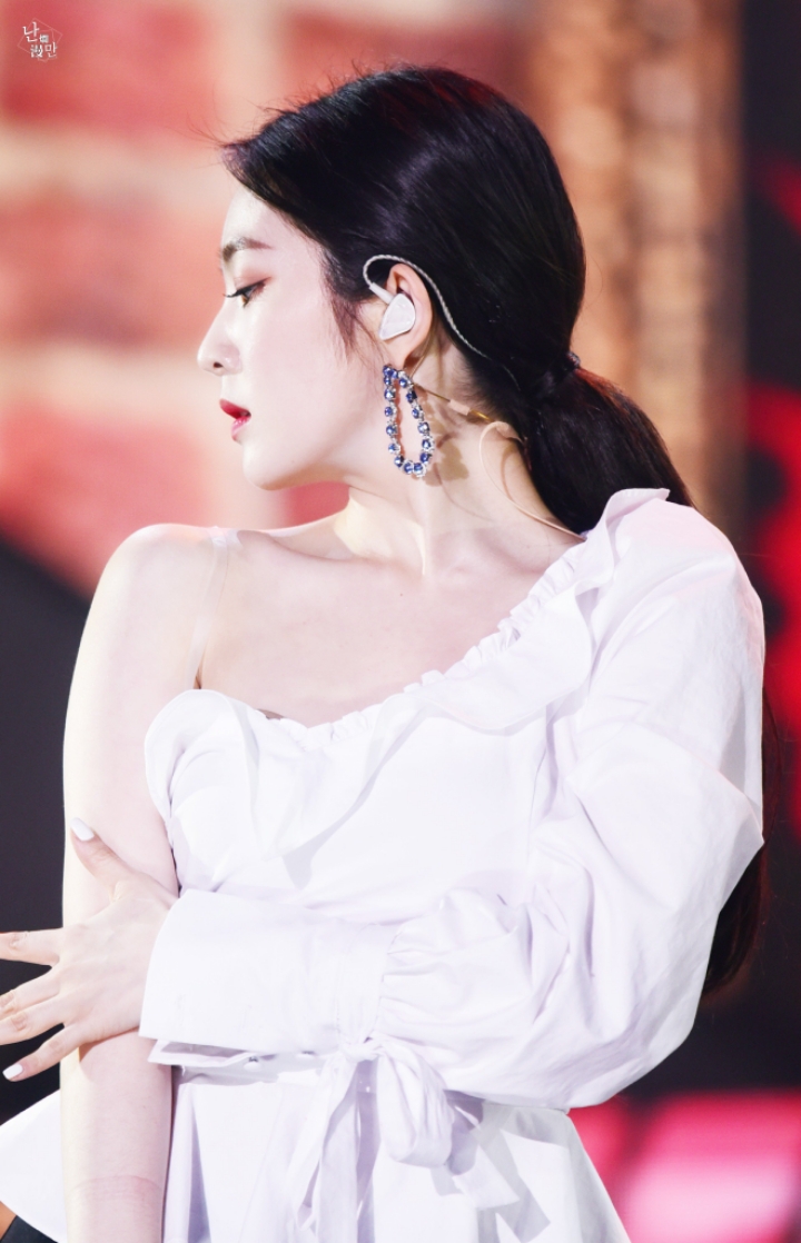 드디어 다시 복구 된 레드벨벳 아이린 개인 인스타 계정.renebaebae | 인스티즈