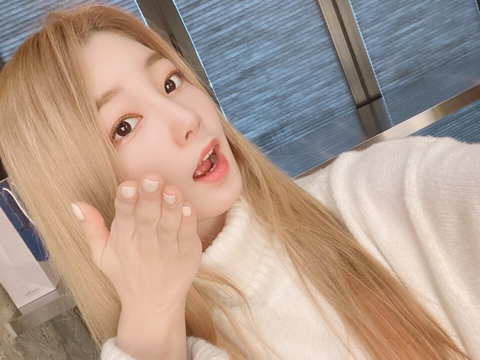 오늘자 로켓펀치 연희 | 인스티즈