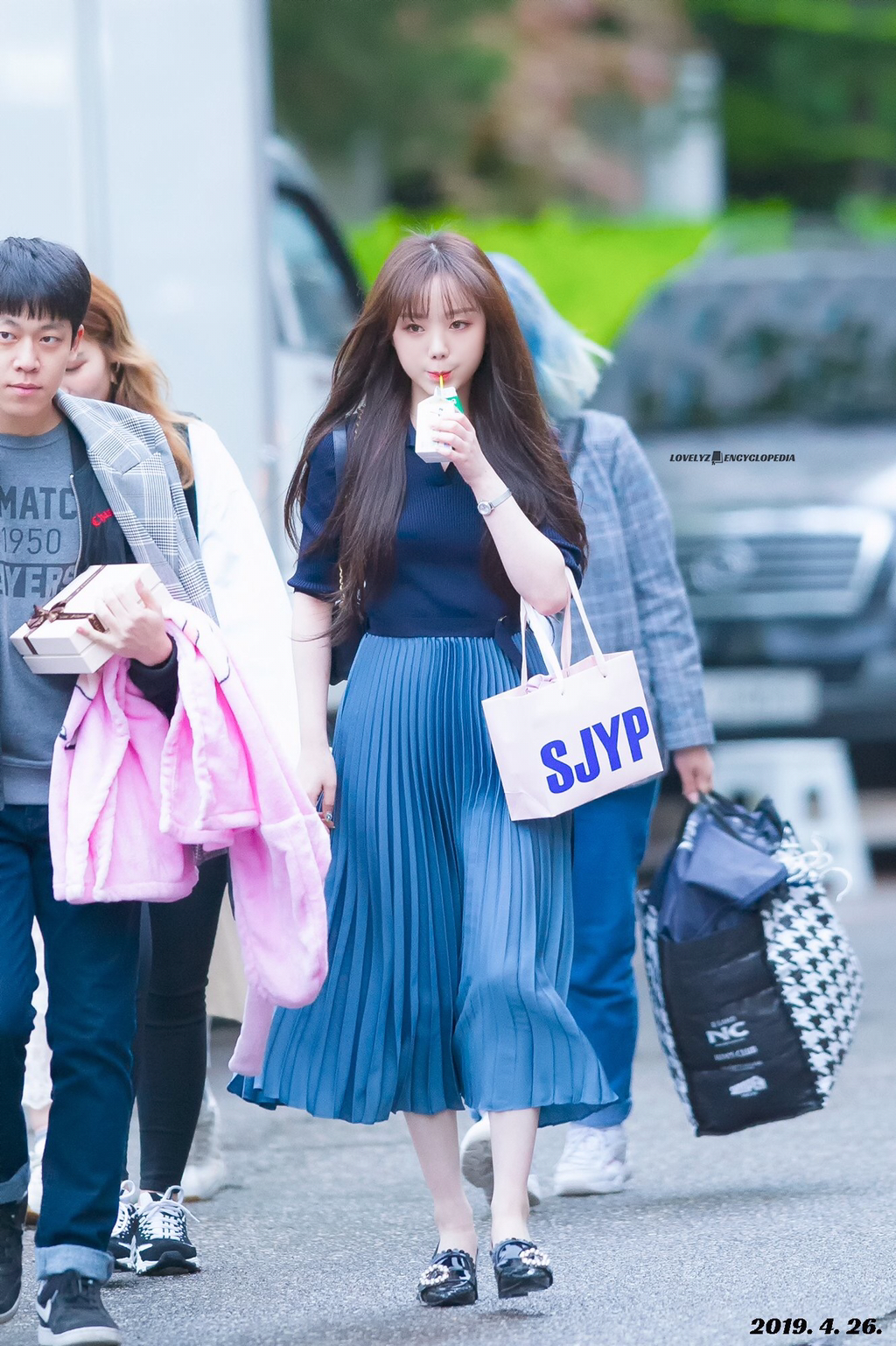 [러블리즈] 제 친구가 이탈리아로 연수 다녀온다고해서 케이 | 인스티즈