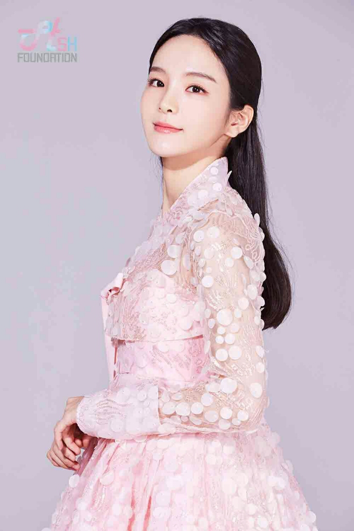 새삼 이쁘고 귀여운 송소희 | 인스티즈