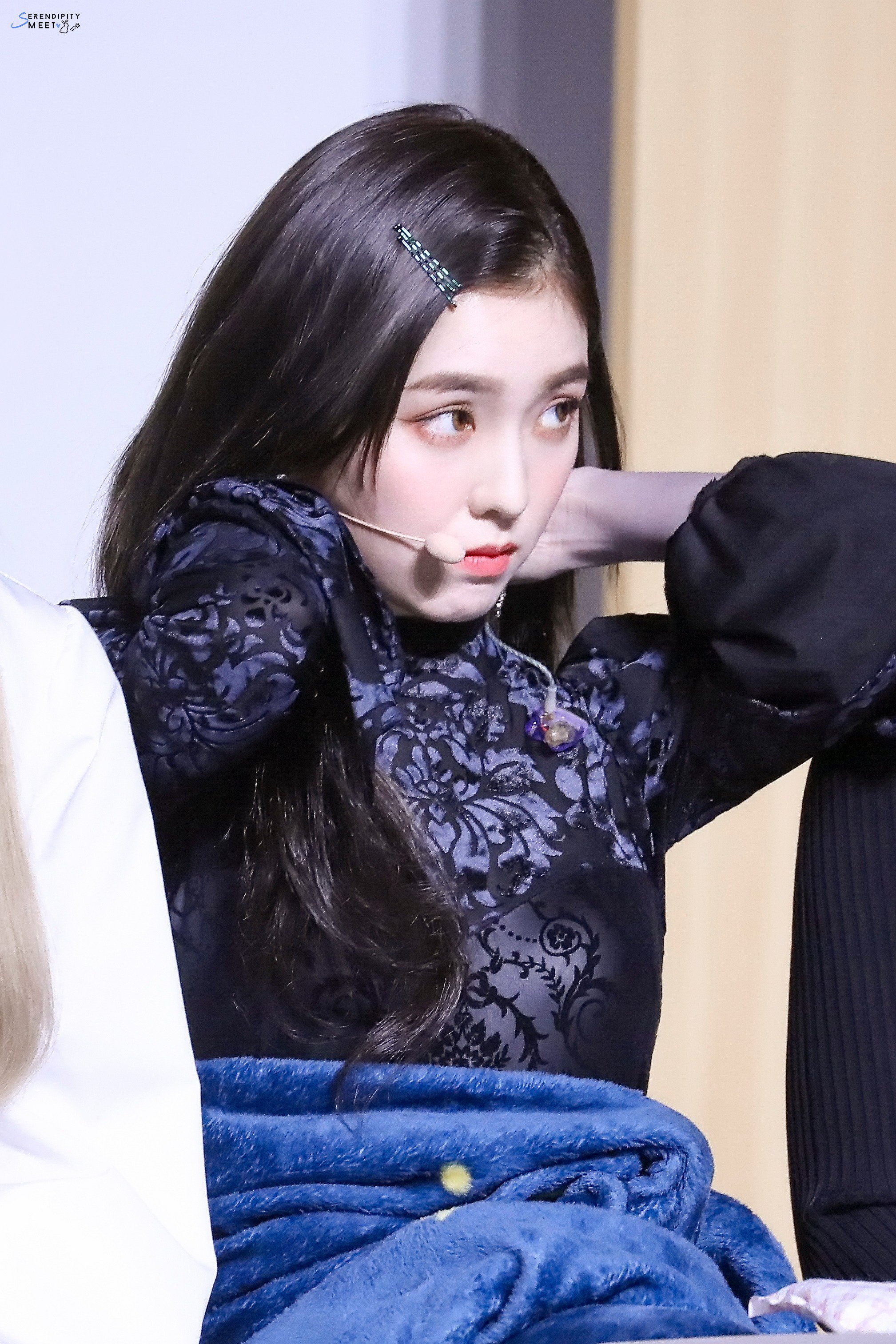 지난 이틀간 레드벨벳 아이린의 미모.jpgif | 인스티즈