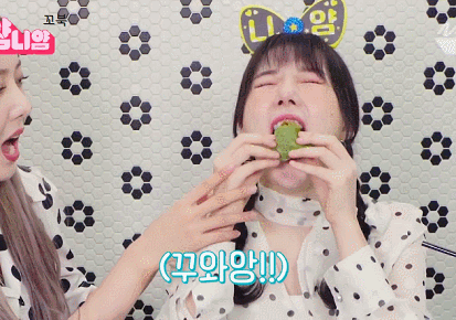 언니에 대한 사랑이 넘쳐나는 여자친구 신비.gif | 인스티즈