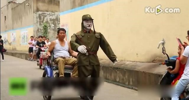 인력거끄는 일본군로봇.jpg | 인스티즈