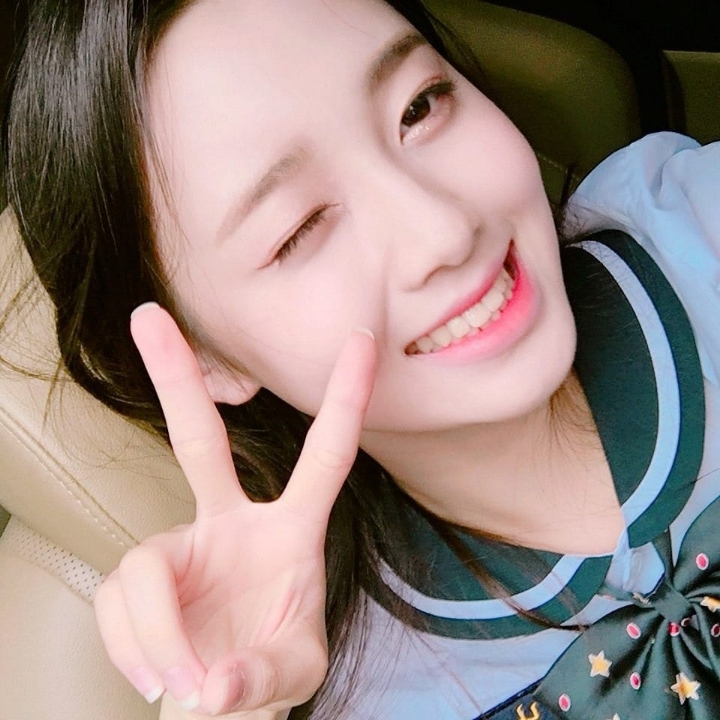 참 귀여운 바나나컬쳐ent 김나영 연습생.jpgif | 인스티즈