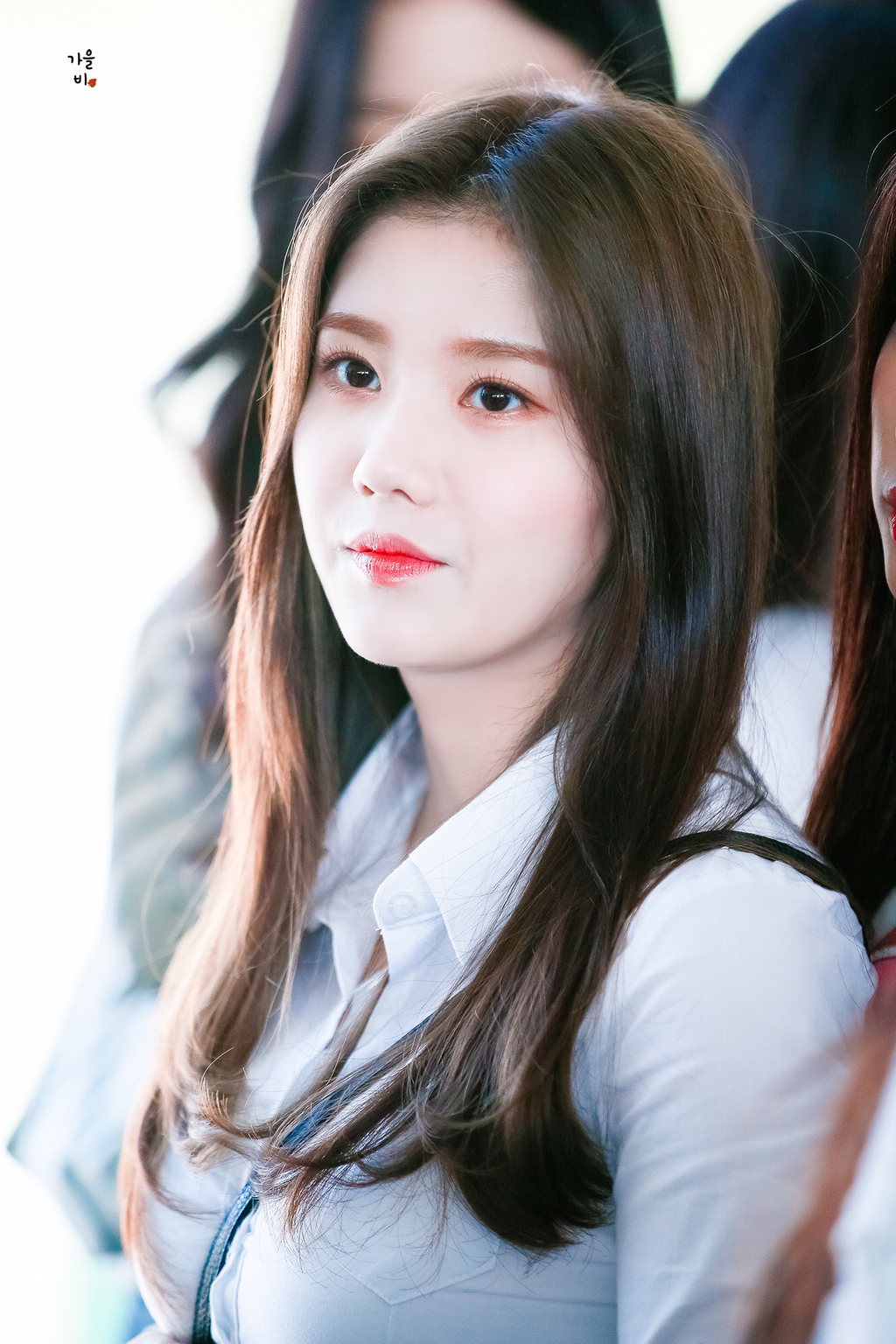 [아이즈원] 주말에 여사친님과 만날 약속을 잡아서 권은비 | 인스티즈