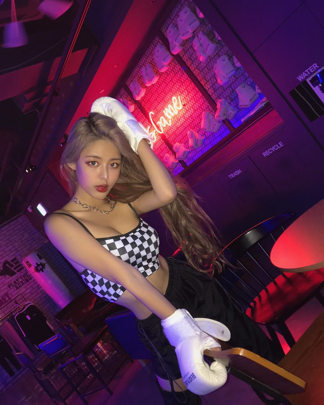 오늘자 피팅모델 정유나 인스타 | 인스티즈
