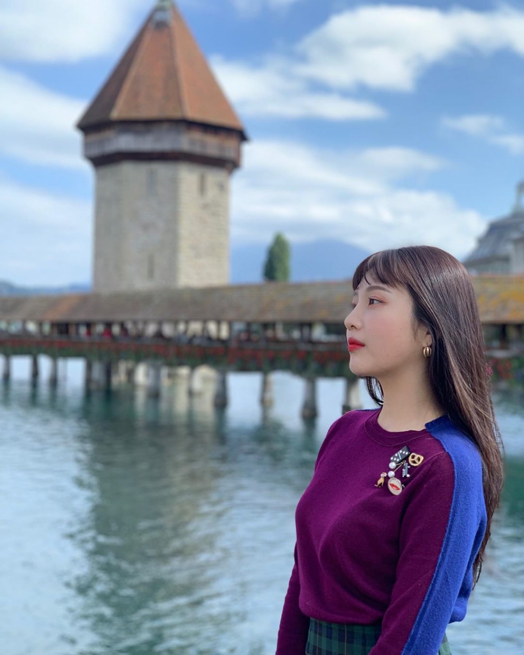 예쁜 스위스 풍경과 잘 어울리는 레드벨벳 조이 | 인스티즈