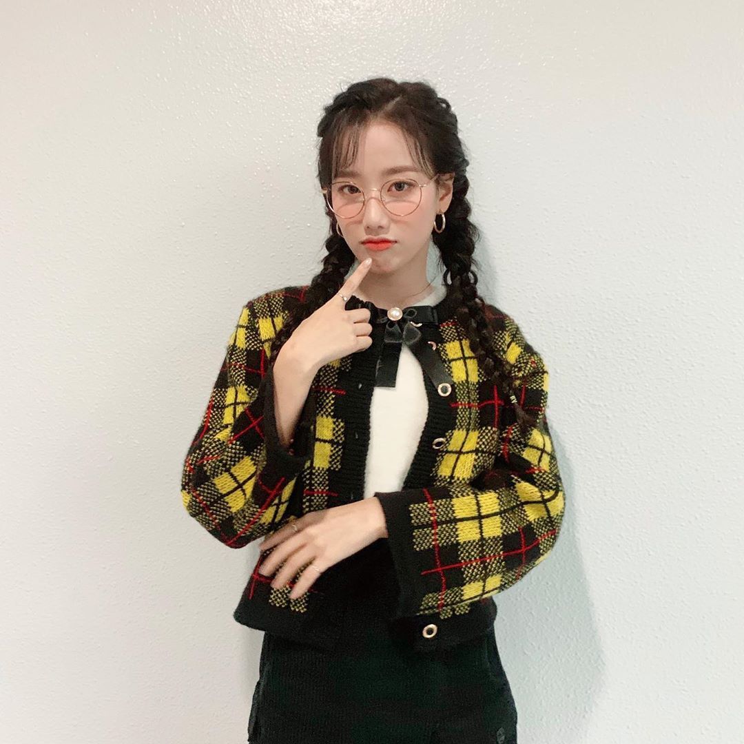 안경쓴 오늘자 에이프릴 나은이 인스타그램.jpg | 인스티즈