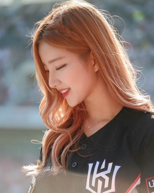 치어리더 김진아 | 인스티즈