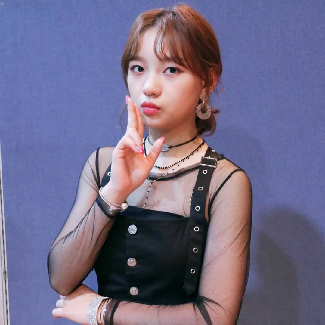 오늘자 로켓펀치 | 인스티즈