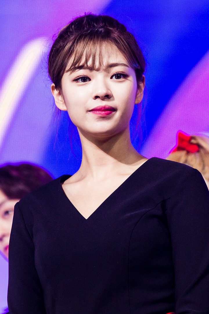 SBS 인기가요가 오늘 푼 트와이스 미공개 사진들 | 인스티즈