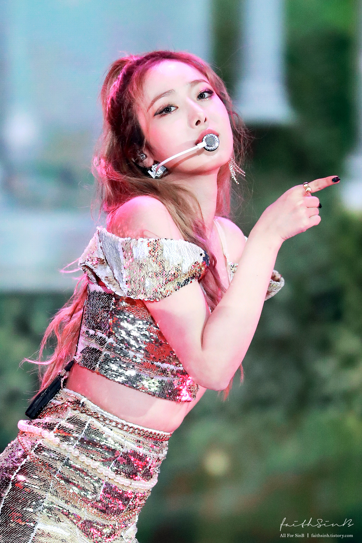 은근히 세계에서 제일 미인인 듯한 여자친구 신비.jpgif | 인스티즈