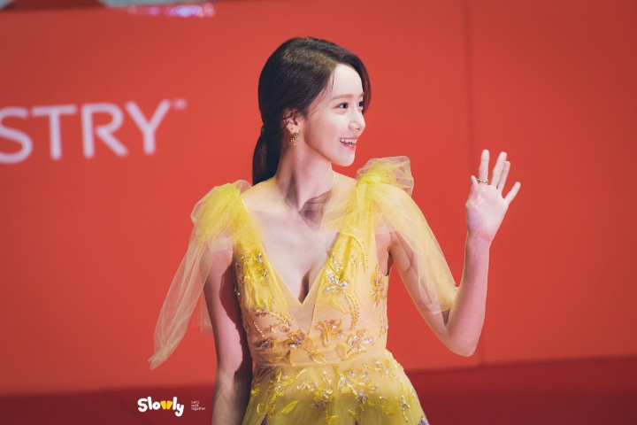 부산 국제 영화제를 뒤집어 놓고있는 소녀시대 윤아 미모 | 인스티즈