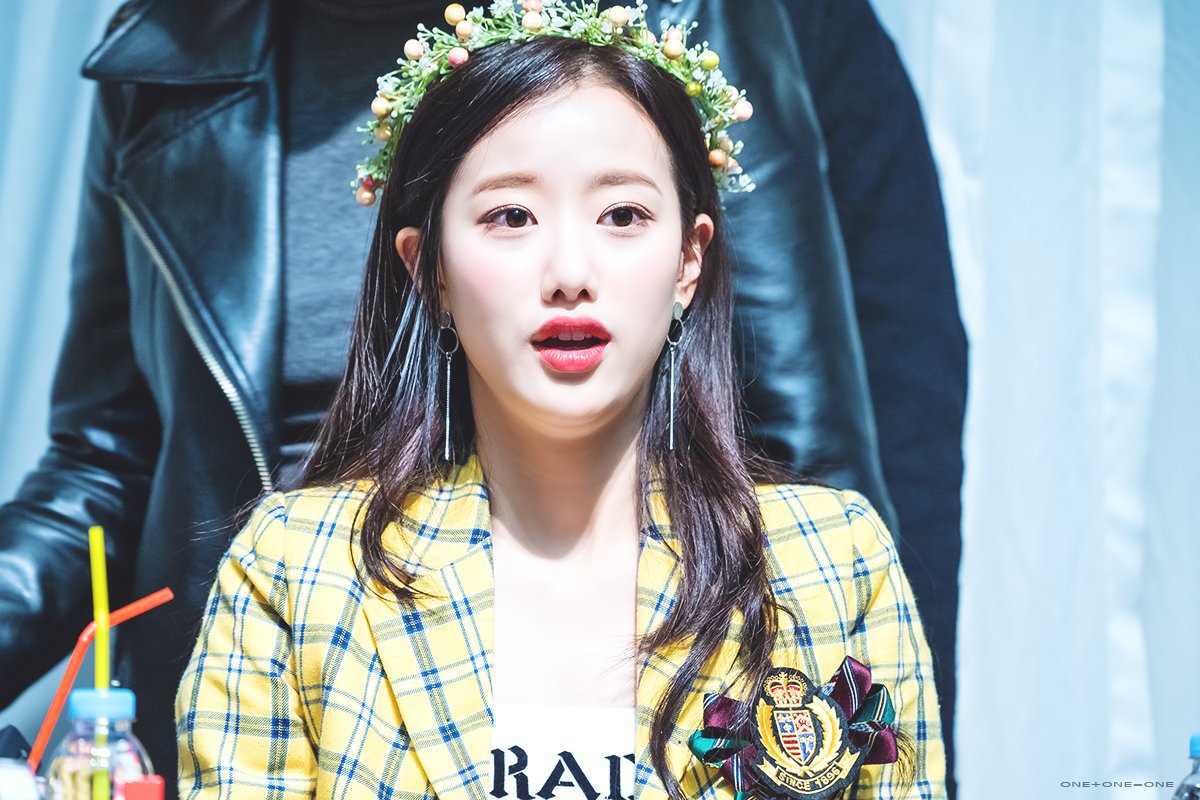 화관쓴 에이프릴 나은이.jpg | 인스티즈
