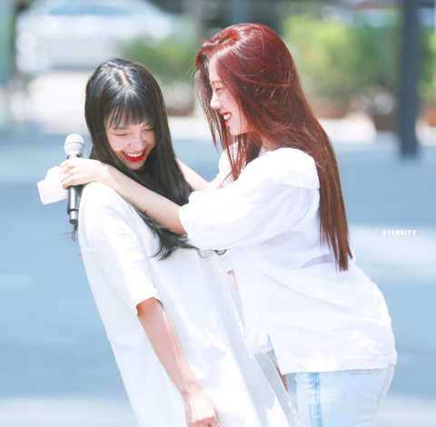 에이핑크 남주 와 은지.jpg | 인스티즈