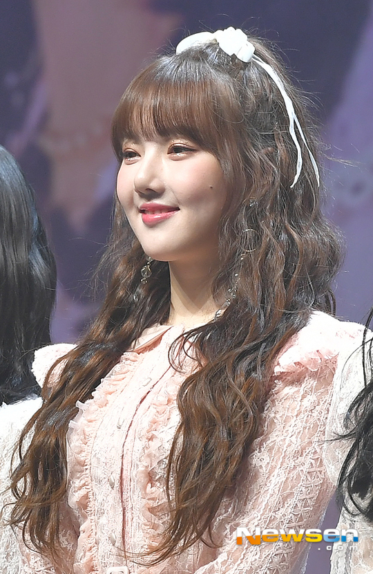 190114 여자친구 쇼케이스 현장.jpg | 인스티즈