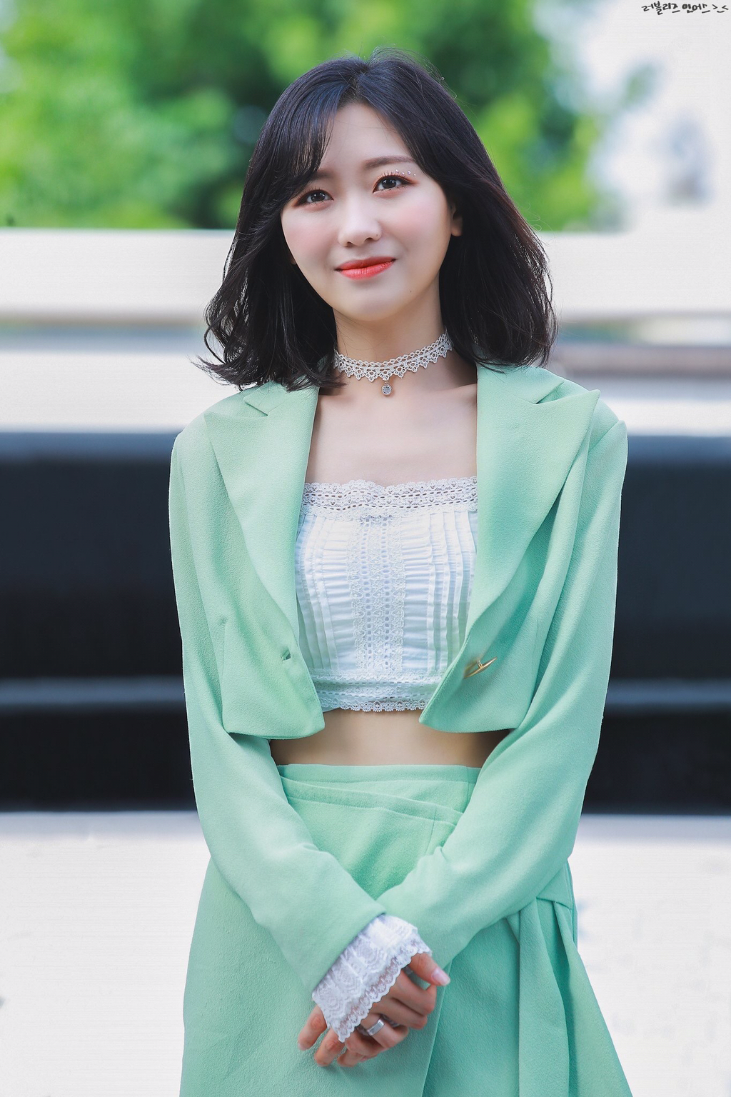 [러블리즈] 알라딘을 보고와서 수정이 | 인스티즈