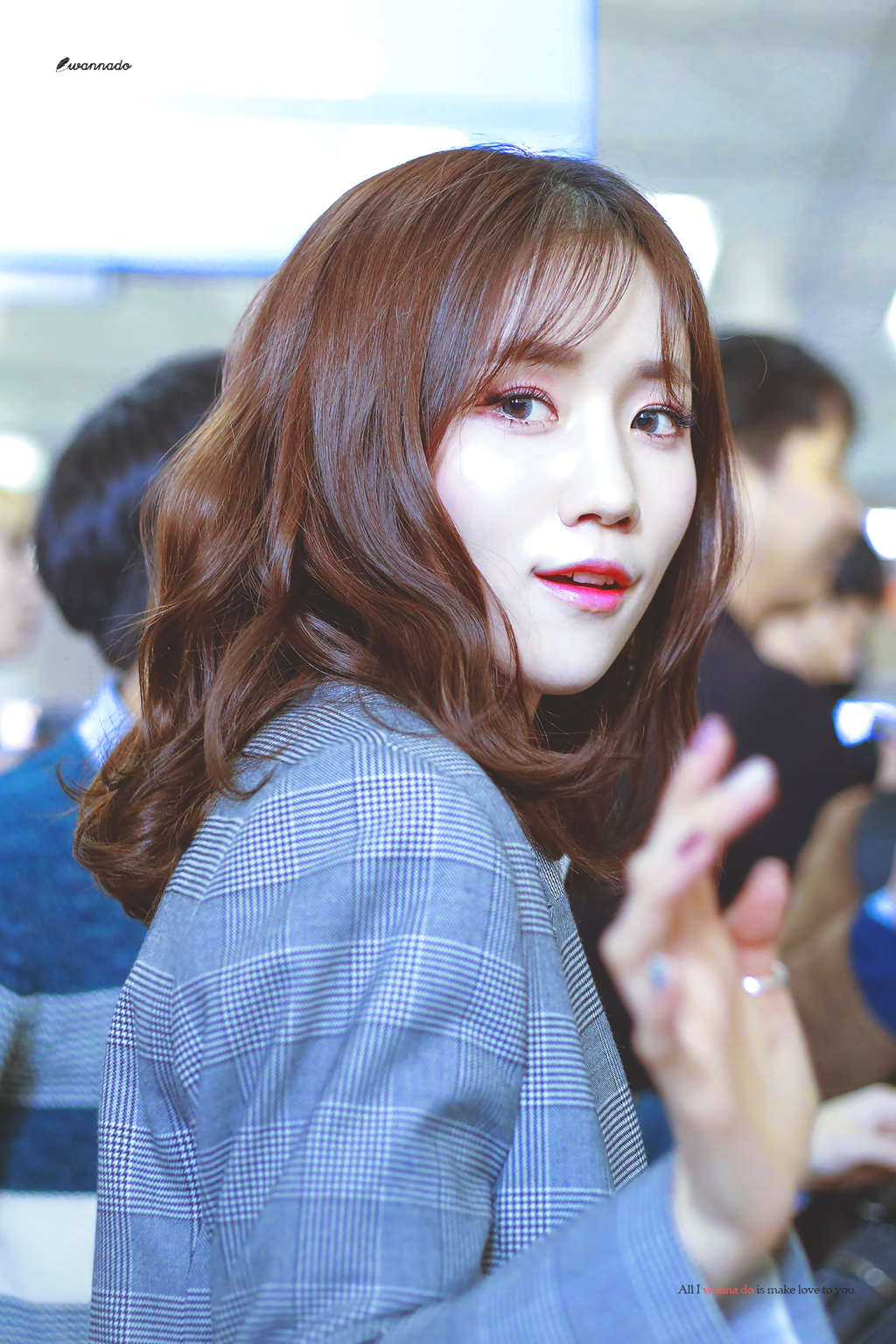 [러블리즈] 출근길에 본 은행나무가 이뻐서 명은이 | 인스티즈