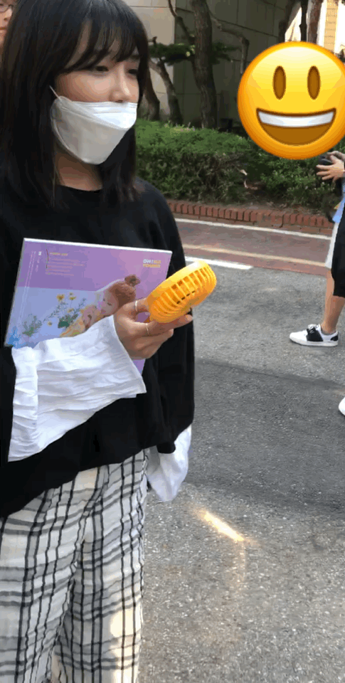 행복한 에이핑크 정은지 라디오+뮤뱅 퇴근.jpgif | 인스티즈