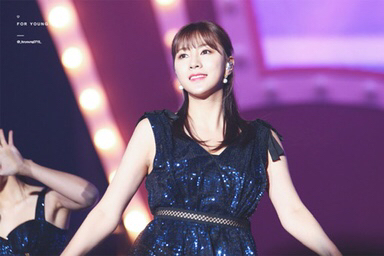 데뷔 10년차에 반오십인 여자 아이돌.jpgif | 인스티즈