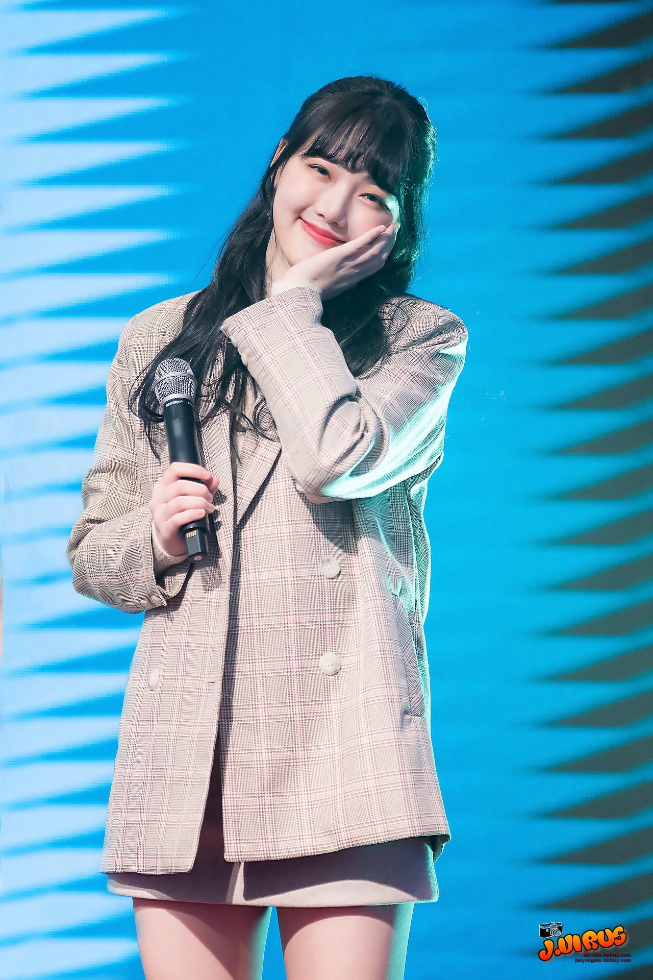 은근히 미인이지만 가끔은 귀여운거 같기도 한 여자친구 예린이.jpgif | 인스티즈