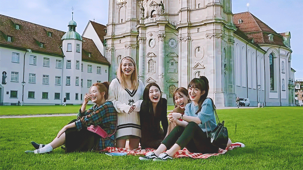 웬디가 귀여워서 웃긴 조이와 그냥 빵터진 아이린.gif | 인스티즈