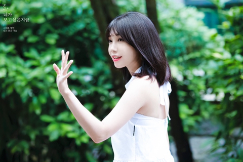 화사한 어느날 에이핑크 정은지.jpg | 인스티즈